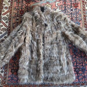 Vintage (80's) Fox Fur Coat in Brown Shorter Length Size 8-12 GUC
